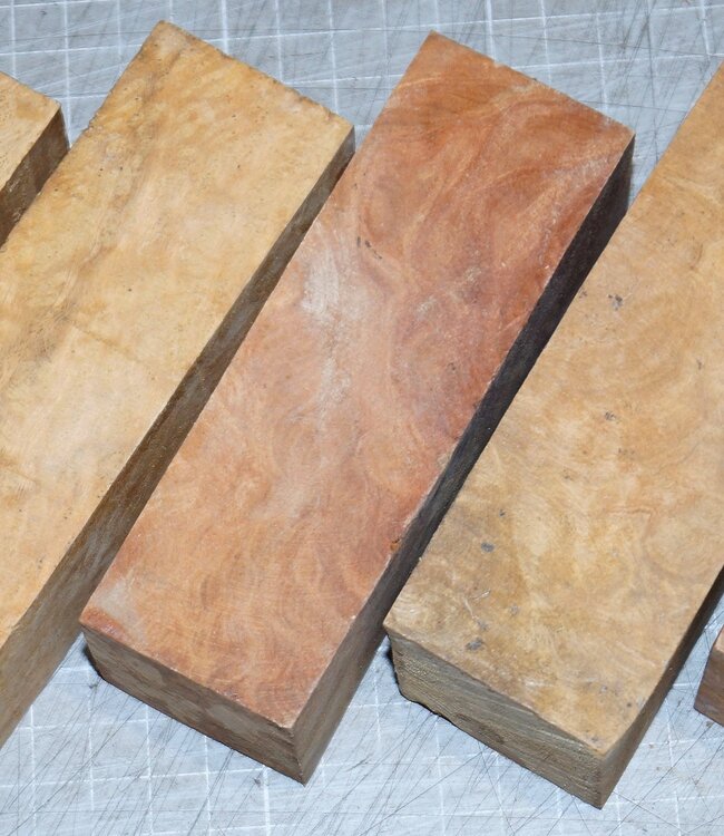 Lagerströmia Maser Messergriff, ca. 120 x 40 x 38 mm, 0,2 kg