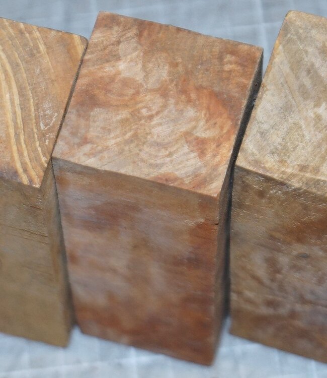 Lagerströmia Maser Messergriff, ca. 120 x 40 x 38 mm, 0,2 kg