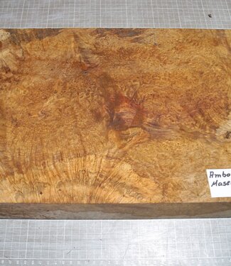 Amboyna Burl, approx. 470 x 303 x 44-65mm, 6,32kg