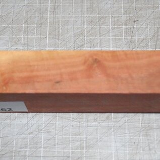 Pink Ivory Ripple knife handle, approx. 150 x 40 x 29 mm, 0,2 kg