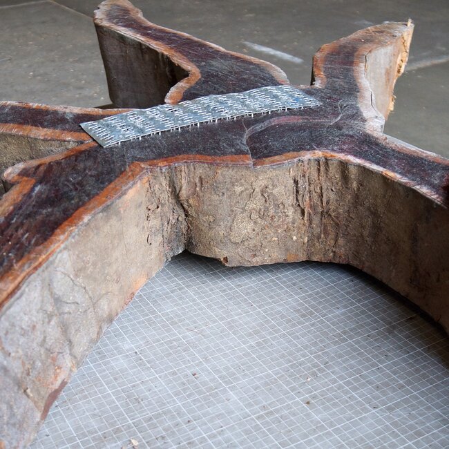 Purpleheart, star shaped slab, approx. 1470 x 1470 x 120 mm, 41218