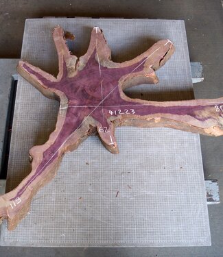 Purpleheart, star shaped slab, approx. 1190 x 620/800 x 100 mm, 41223