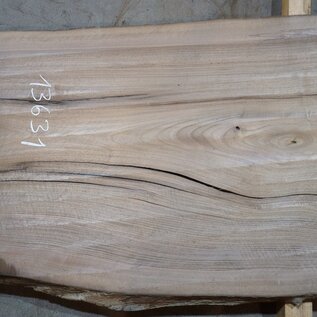 Europ. Walnut, approx. 2650 x 610/750/730 x 50 mm, 13631