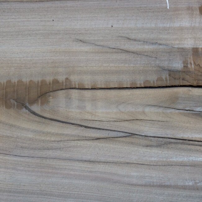 Europ. Walnut, approx. 2650 x 580/740/700 x 52 mm, 13632