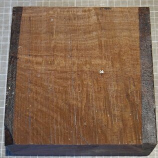 Eastindian rosewood, approx. 184 x 186 x 76mm, 2,44kg