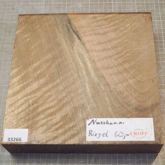 Nussbaum Riegel, europ., ca. 250 x 253 x 60mm, 2,42kg