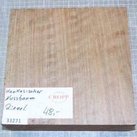 Caucasian walnut burl, approx. 200 x 206 x 60mm, 1,68kg