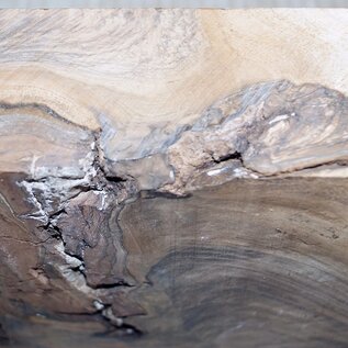 Caucasian walnut burl, approx. 220 x 220 x 62mm, 2,08kg