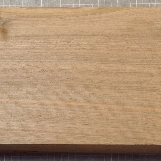 Kaukasischer Nussbaum, geflammt, ca. 710 x 200 x 60 mm