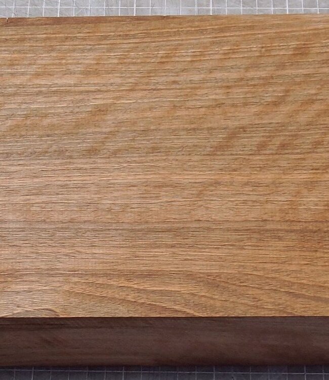 Kaukasischer Nussbaum, geflammt, ca. 710 x 200 x 60 mm