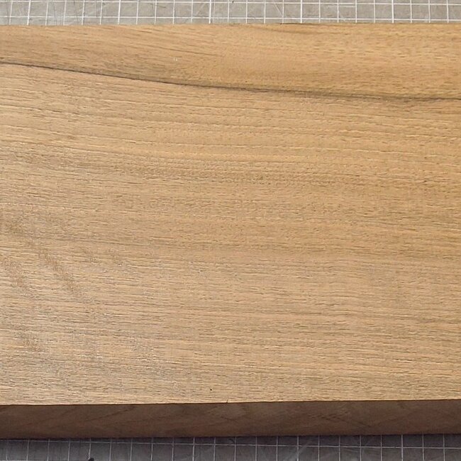 Caucasian Walnut, flamed, approx. 840 x 190 x 55 mm
