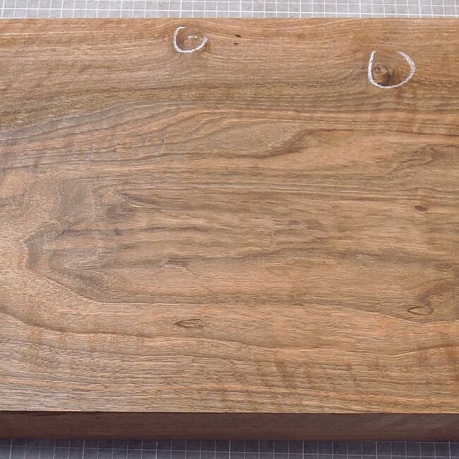 Caucasian Walnut, flamed, approx. 990 x 320 x 58 mm