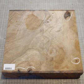 Kaukasischer Nussbaum, ca. 270 x 270 x 60 mm, 2,5 kg