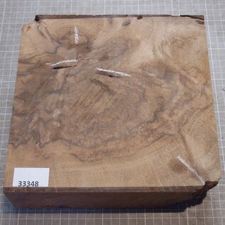 Kaukasischer Nussbaum, ca. 230 x 230 x 65 mm, 1,4 kg