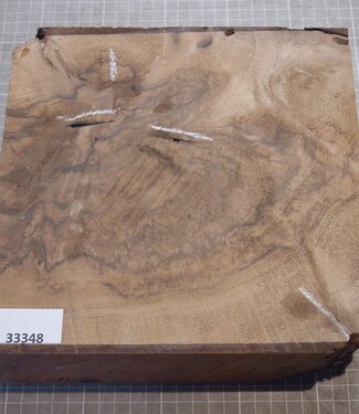 Kaukasischer Nussbaum, ca. 230 x 230 x 65 mm, 1,4 kg