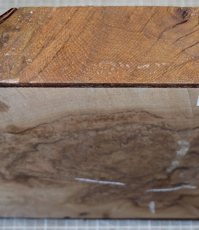 Caucasian Walnut, approx. 230 x 230 x 65 mm, 1,4 kg