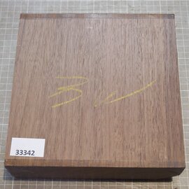 Black Walnut, ca. 200 x 200 x 65 mm, 1,7 kg