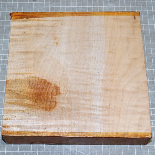 EU Softmaple, figured, approx. 210 x 210 x 45 mm, 1,3 kg