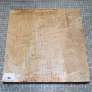 Spitzahorn, leicht gemuschelt, ca. 290 x 290 x 52 mm, 2,8 kg