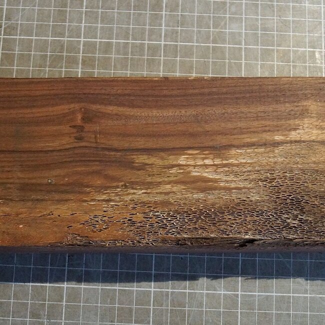 Santos, Morado Palisander, ca. 900 x 87 x 51 mm