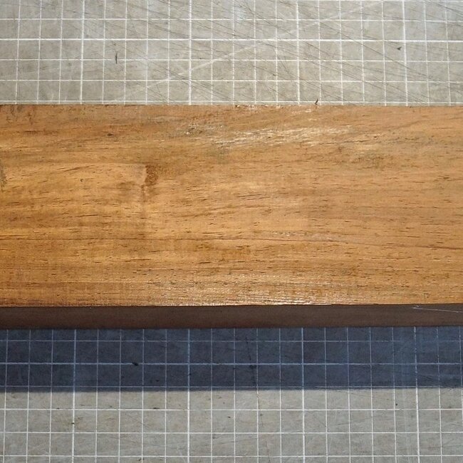 Santos, Morado Palisander, ca. 1100 x 77 x 77 mm