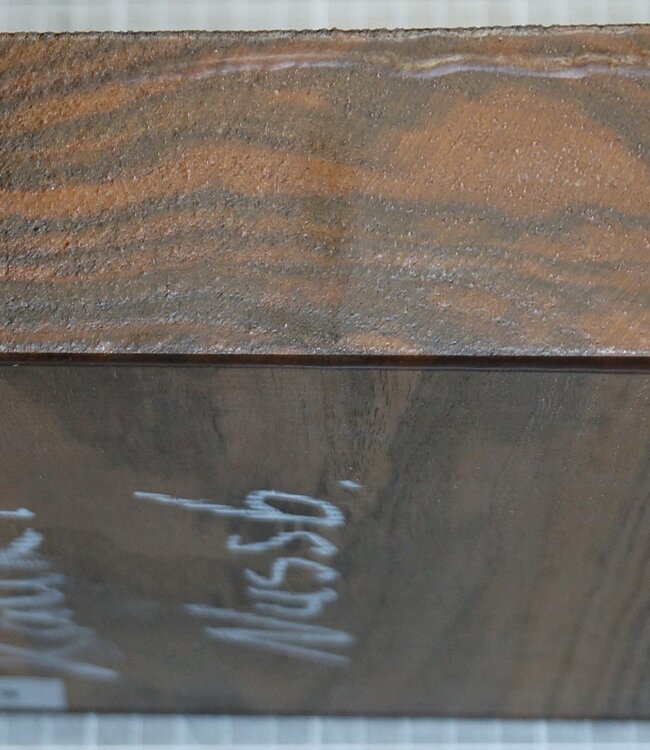 Caucasian Walnut Ripple, approx. 205 x 205 x 55mm, 1,6kg