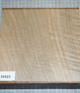 Kaukasischer Nussbaum Riegel, ca. 195 x 195 x 48mm, 1,2kg