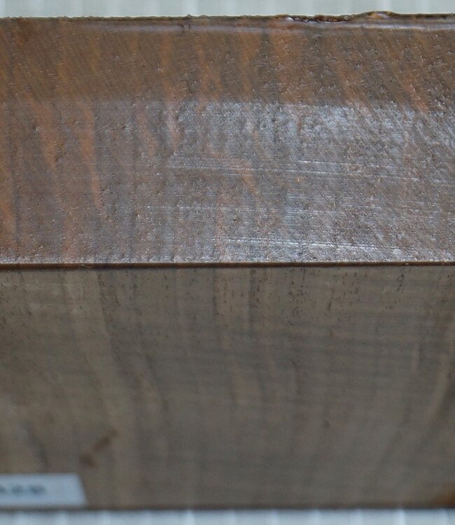 Kaukasischer Nussbaum Riegel, ca. 150 x 150 x 50mm, 0,8kg