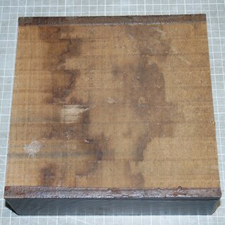 Kaukasischer Nussbaum, ca. 205 x 205 x 68mm, 1,8kg