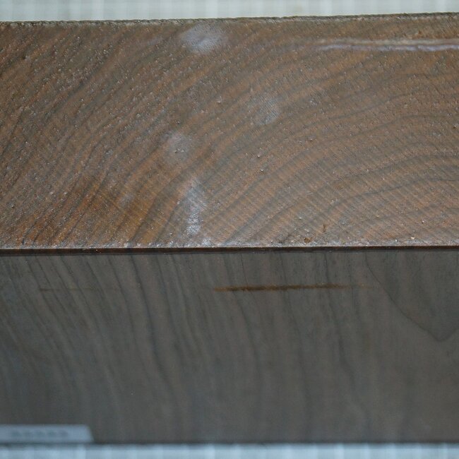 Caucasian Walnut, approx. 205 x 205 x 68mm, 1,8kg