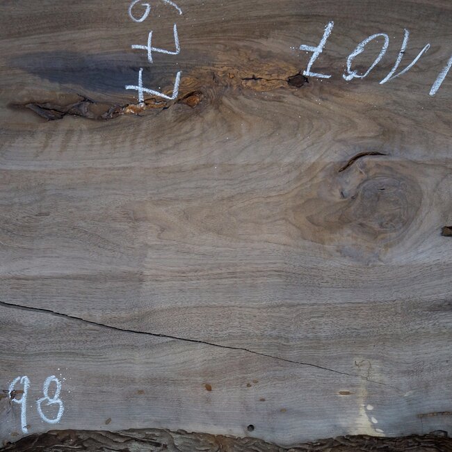 Caucasian Walnut, table top, approx. 1500 x 1700 x 65 mm, 13677 G