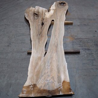 Kaukasischer Nussbaum, Tischplatte, ca. 2300/2750 x 650 x 40 mm, 13676 G