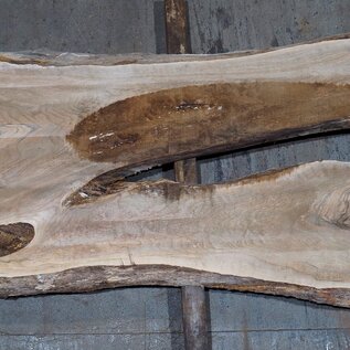 Kaukasischer Nussbaum, Tischplatte, ca. 2300/2750 x 650 x 40 mm, 13676 G