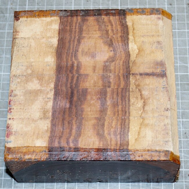 Kingwood, approx. 144 x 144 x 71mm, 1,26kg