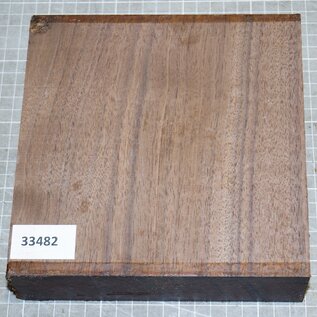 Black Walnut, ca. 178 x 179 x 55mm, 1,24kg