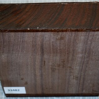 Black Walnut, ca. 178 x 179 x 55mm, 1,24kg