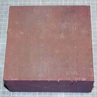 Amaranth, ca. 152 x 145 x 76mm, 1,64kg