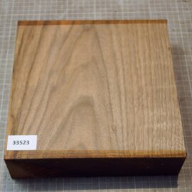 Kaukasischer Nussbaum, ca. 235 x 235 x 64mm, 2,2kg
