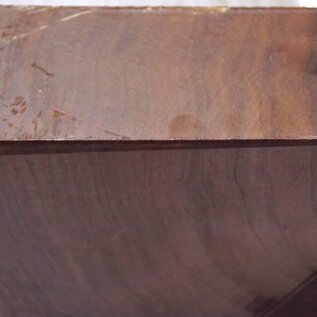 Caucasian Walnut, approx. 155 x 154 x 68mm, 1,16kg