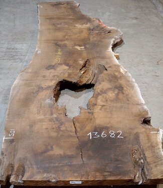 Caucasian Walnut, table top, approx. 4700 x 1150 x 80 mm, 13682