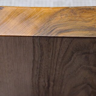 Nussbaum europ., ca. 205 x 205 x 57mm, 1,4kg