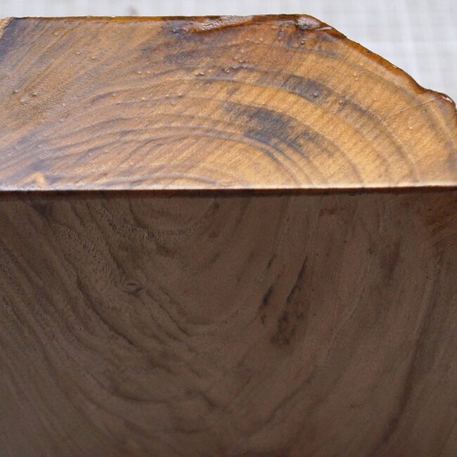 Europ. Walnut, approx. 165 x 165 x 62mm, 1kg