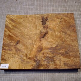 Golden Madrone Maser, ca. 370 x 293 x 45mm, 4,36kg