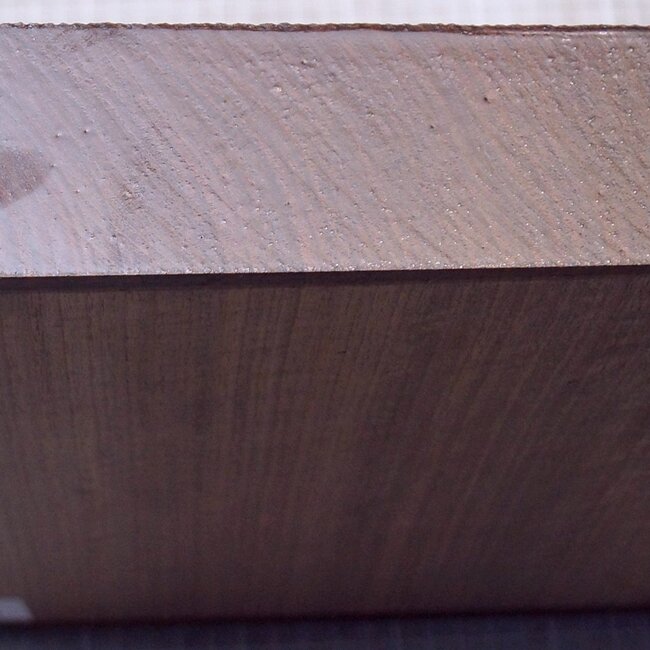 Kaukasischer Nussbaum, ca. 257 x 254 x 60-62mm, 2,74kg