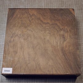 Caucasian Walnut, approx. 305 x 302 x 65mm, 3,7kg