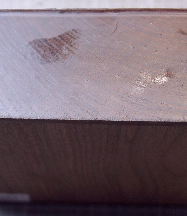 Kaukasischer Nussbaum, ca. 175 x 175 x 60mm, 1,32kg