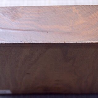 Kaukasischer Nussbaum, ca. 217 x 217 x 52mm, 1,60kg