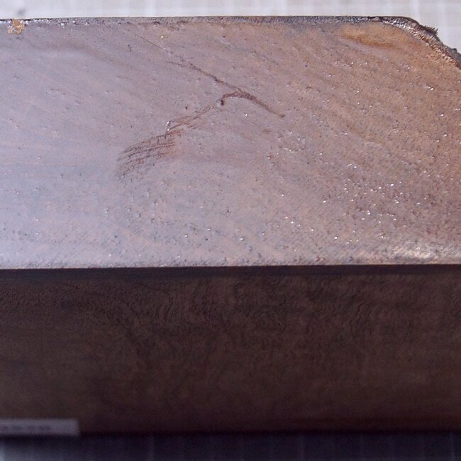 Caucasian Walnut, approx. 173 x 173 x 62mm, 0,94kg