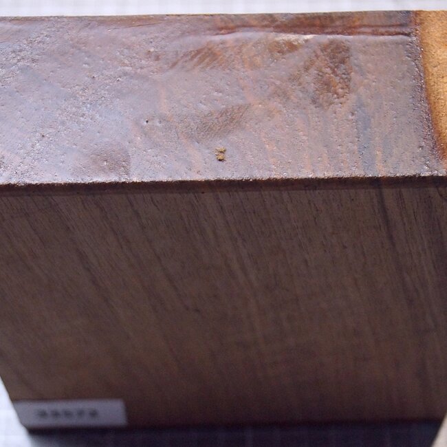 Caucasian Walnut, approx. 155 x 155 x 56mm, 0,88kg