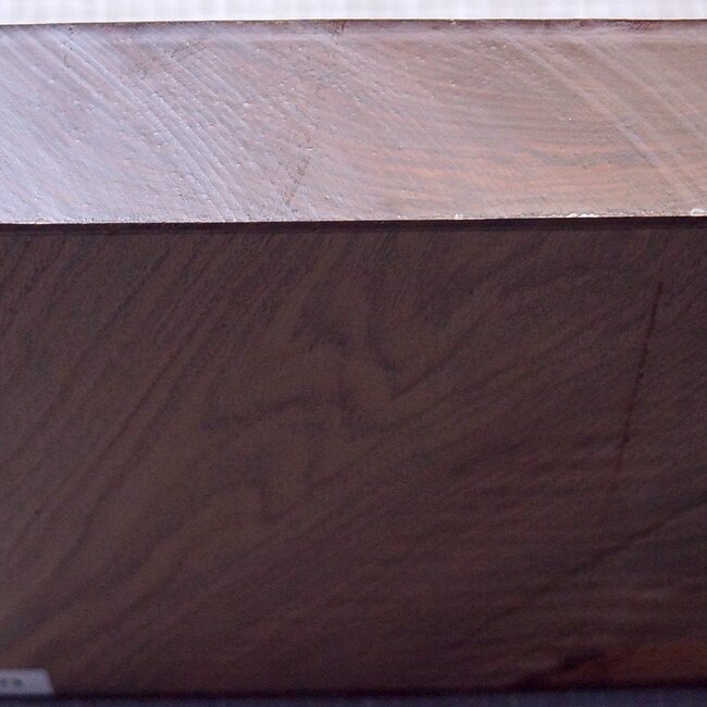 Kaukasischer Nussbaum, ca. 306 x 303 x 57mm, 3,64kg